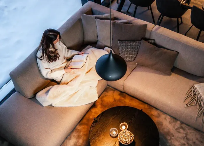 Luxurious Rakka, Yllaes Daire Äkäslompolo